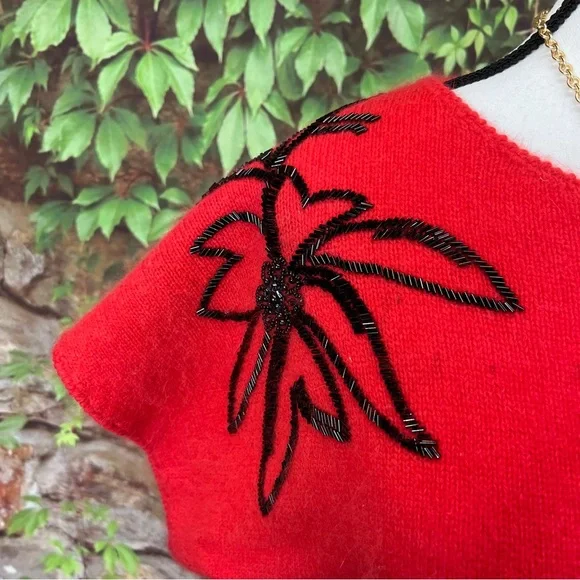 VINTAGE CHRISTIAN DIOR SEPARATES Beaded Red Lambswool Angora Sweater Blend, M - Picture 3 of 10